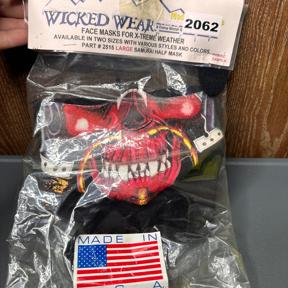 VTG Skull Bone Half Mask Face Wicked Wear Dog X-Treme Weather USA Made Lrg Rare